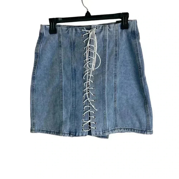 Fashion Nova NWT jean skirt size medium - Picture 1 of 6